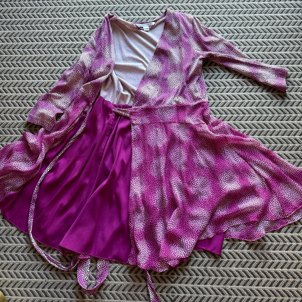 Diane Von Furstenberg Irina Chiffon Wrap Dress 6 - Picture 4 of 9
